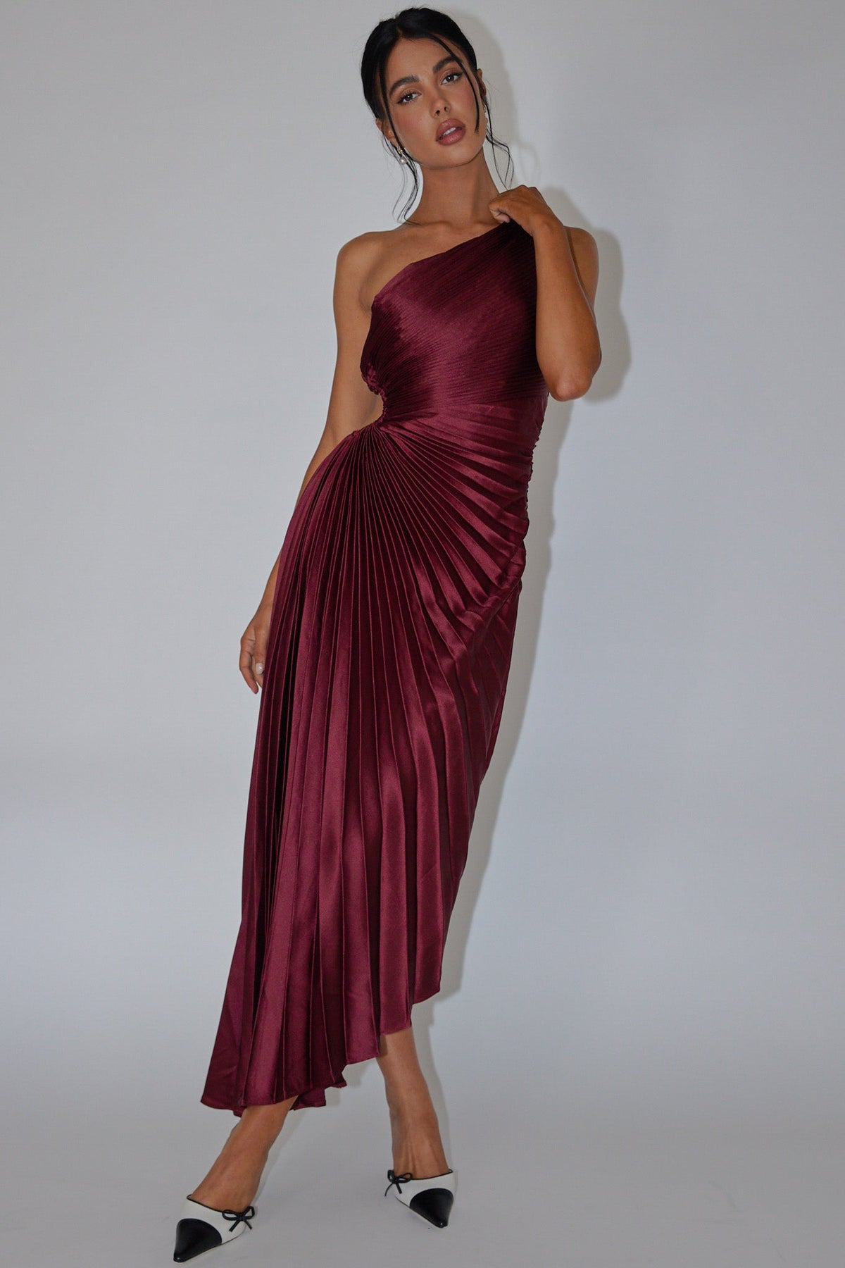Brooklynn One-Shoulder Accordion Pleat Dress Wine