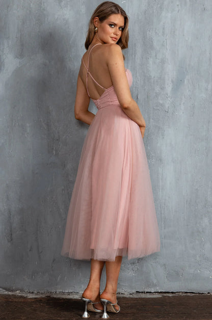Smitten Sweetheart Neckline Chiffon Midi Dress Blush