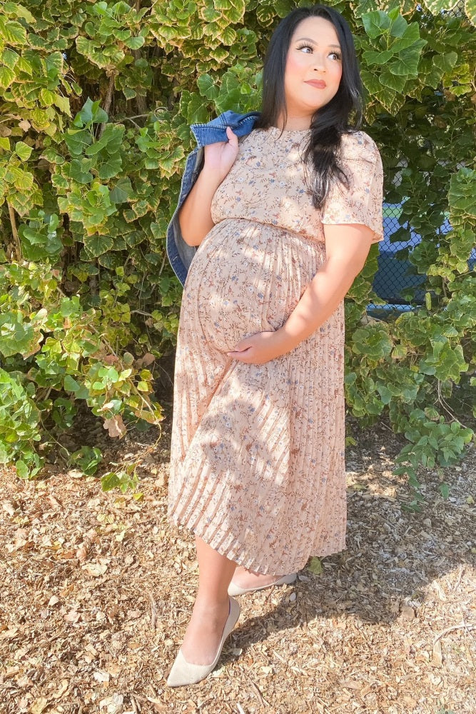 Beige Floral Pleated Short Sleeve Chiffon Maternity Midi Dress