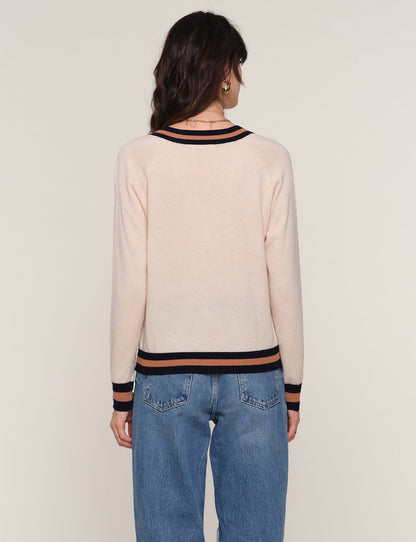 aella sweater