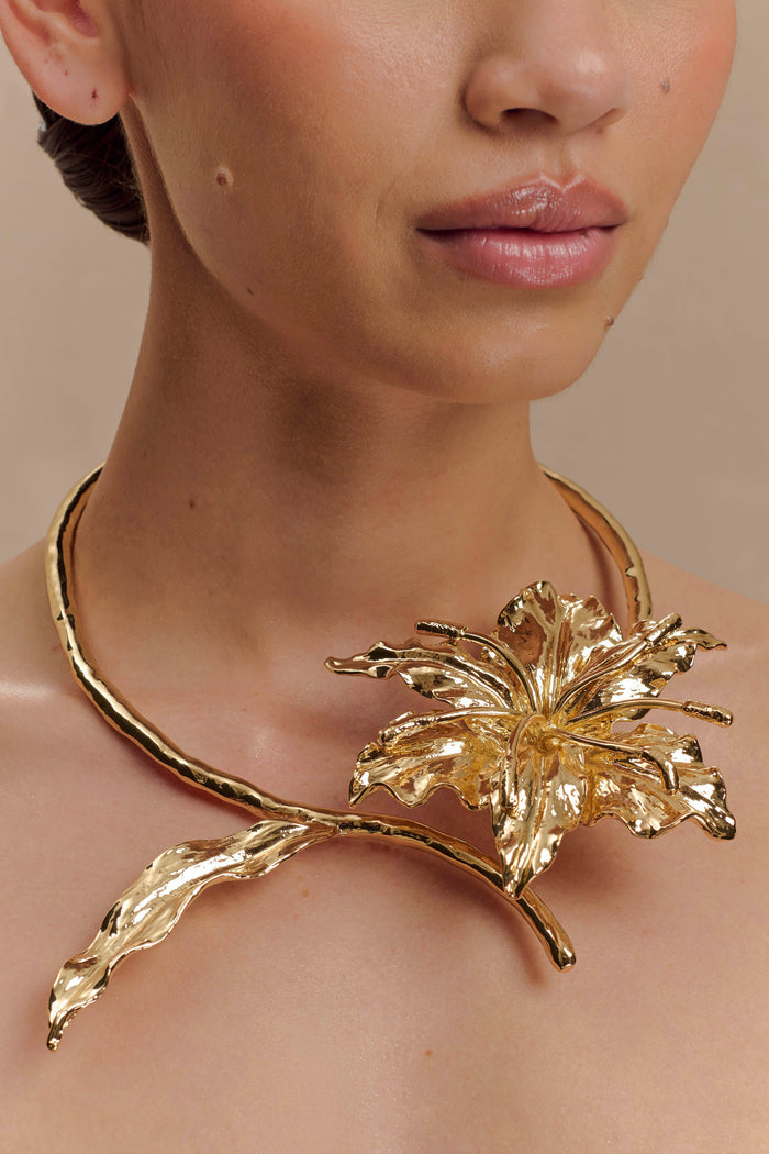 Allona Floral Choker - Gold
