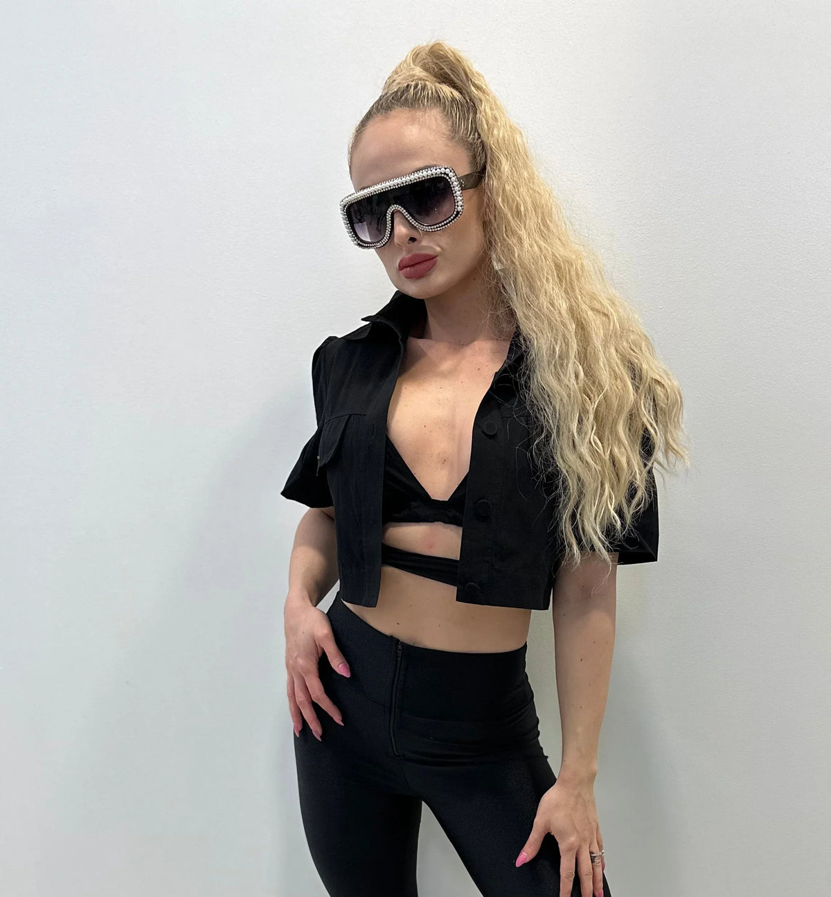 Runs Perfect Black Leggings with Stretch Fit