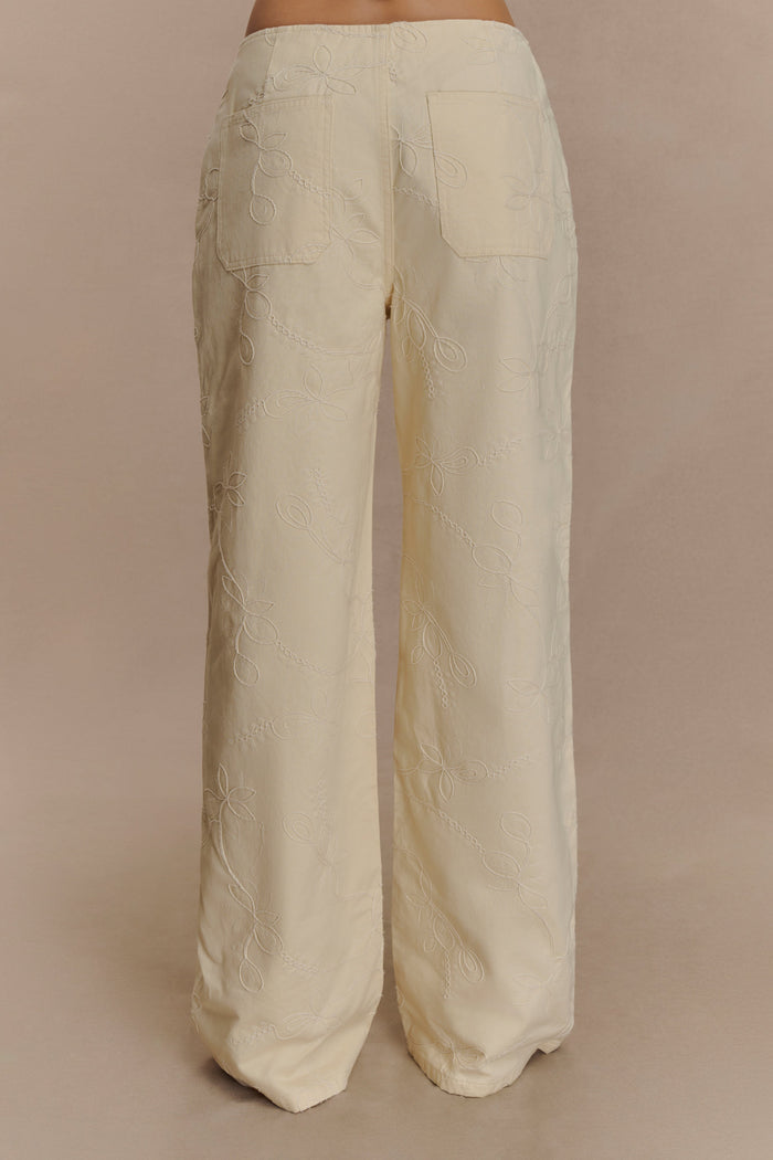 Ebony Embroidered Denim Jeans - Cream