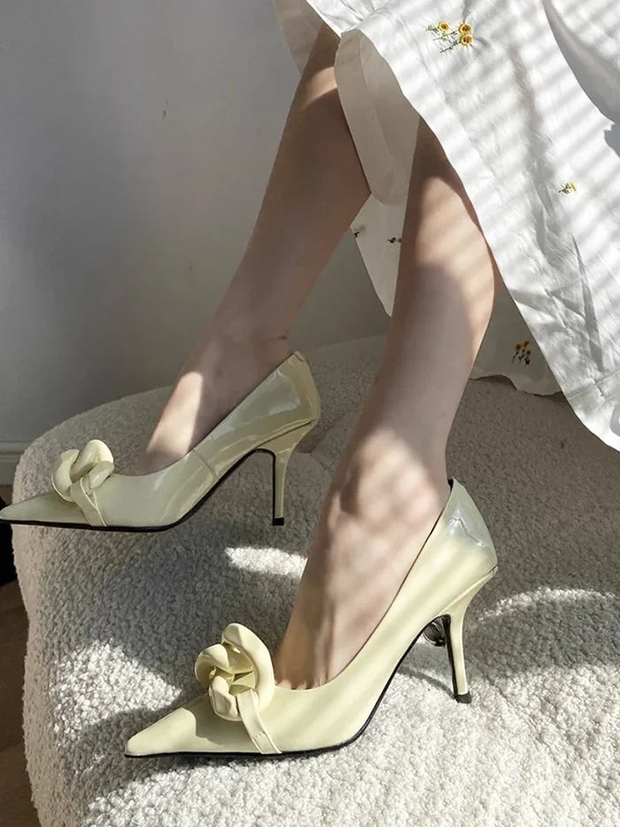 Front Knot Kitten Heels