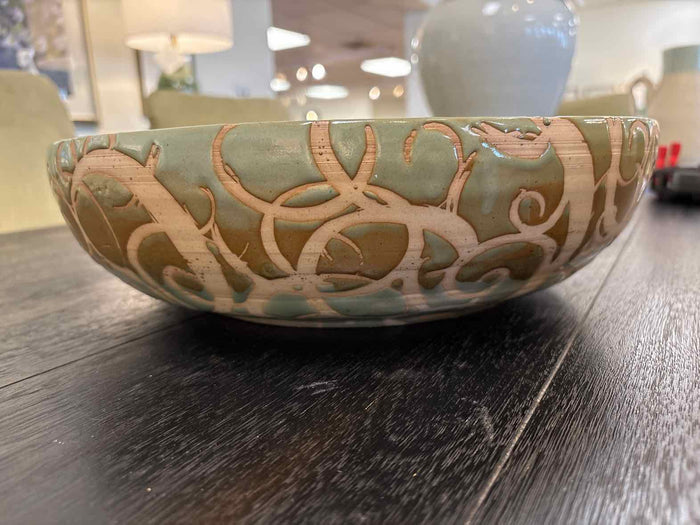 Liz Kinder Large Serving Bowl
