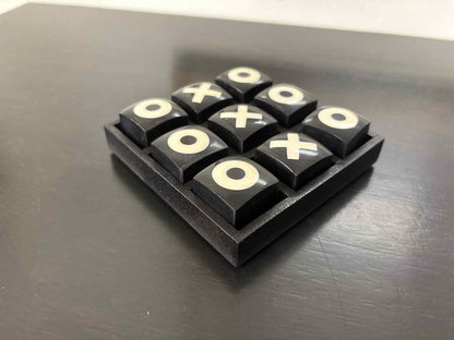 Small Tic-Tac-Toe in Black & Ivory
